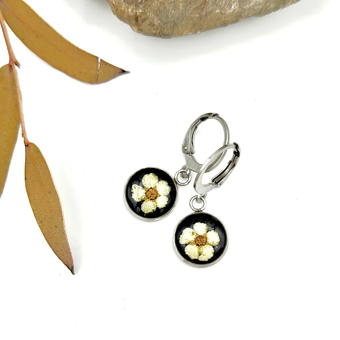 Náušnice - Tavoľníky na čiernom 7