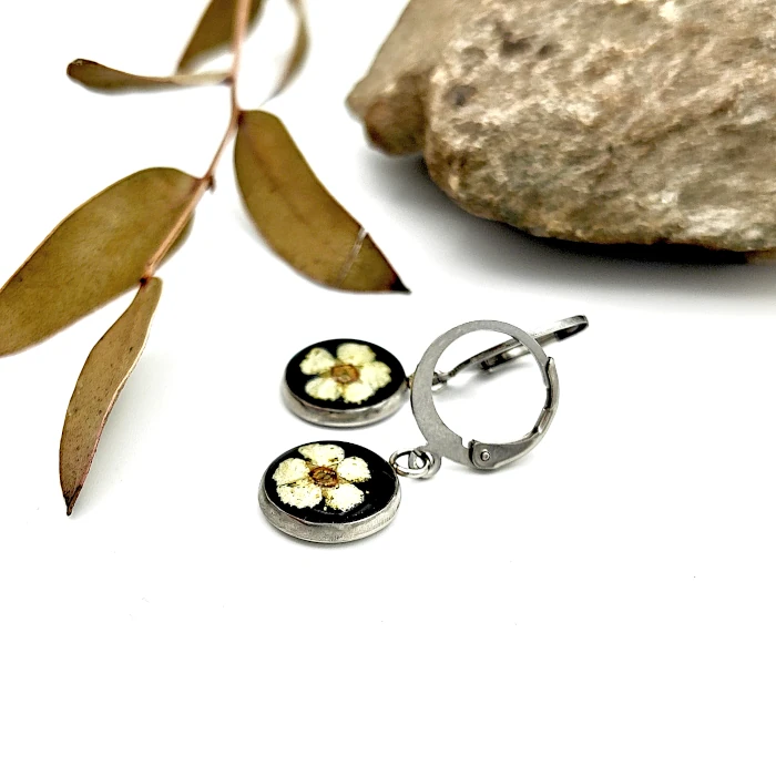 Náušnice - Tavoľníky na čiernom 7