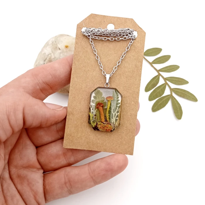 Náhrdelníky - Les v oceli 2