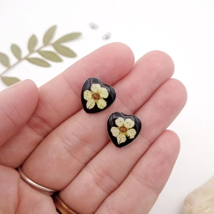 Náušnice - Tavoľníky na čiernom 8