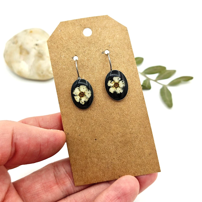 Náušnice - Tavoľníky na čiernom 9