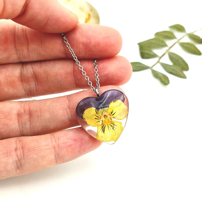 Náhrdelníky - Sirôtka v srdci 3