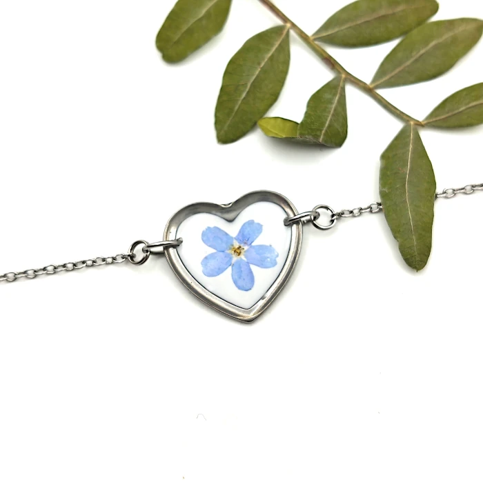 Náramky - Nezábudka v srdci