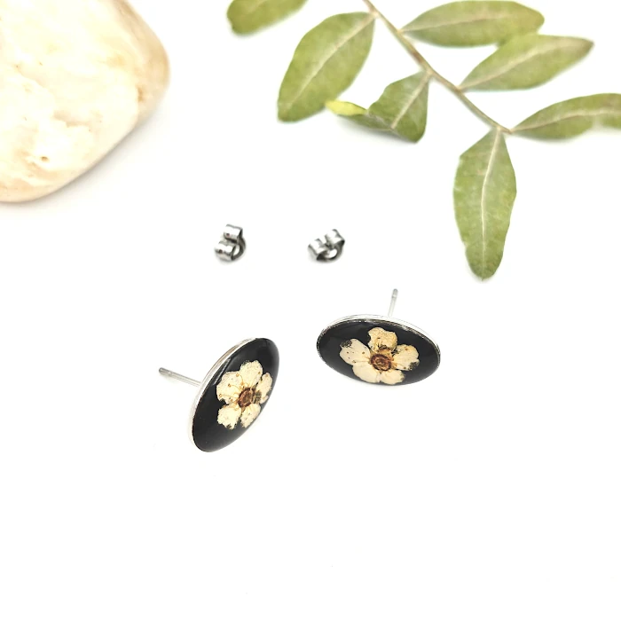 Náušnice - Tavoľníky na čiernom 10
