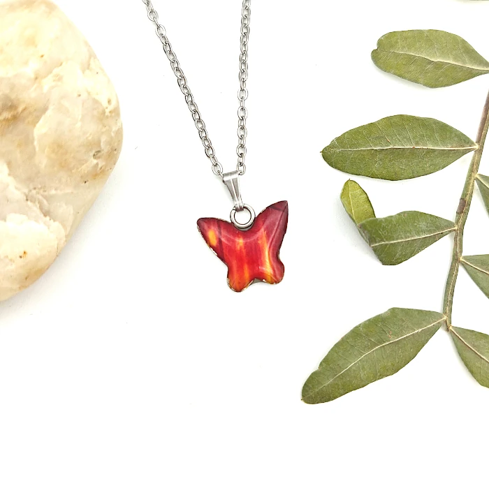 Náhrdelníky - Motýlik